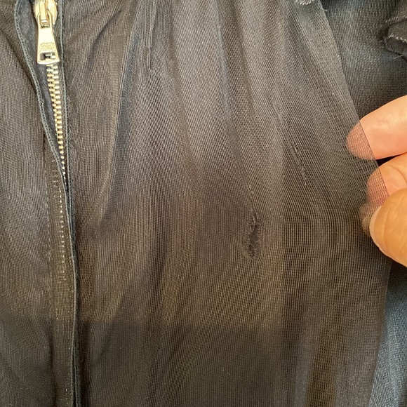 Dolce & Gabbana 100% Silk Black Midi with Ruffled Capped Sleeves size 44 - Picture 17 of 17